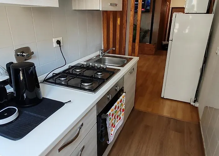 The Holy Apartamento